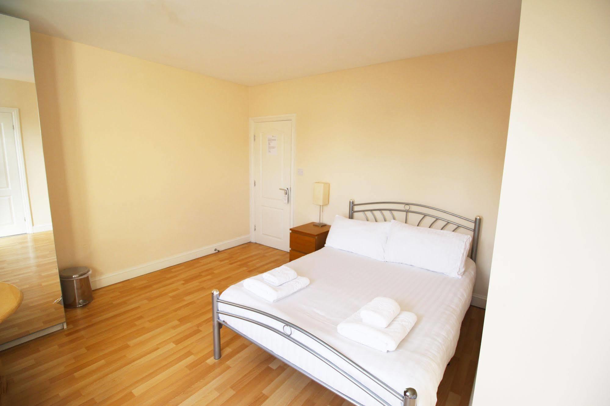 Flexistay Aparthotel Tooting London Exterior photo